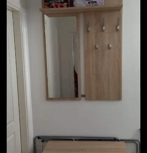 Apartman Nikolija 1 *